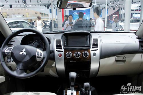 三菱 帕杰羅·勁暢