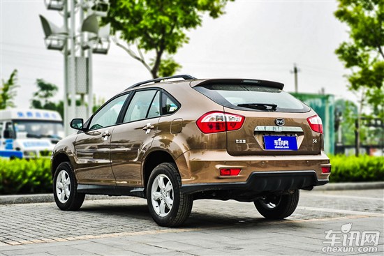 比亞迪 比亞迪S6