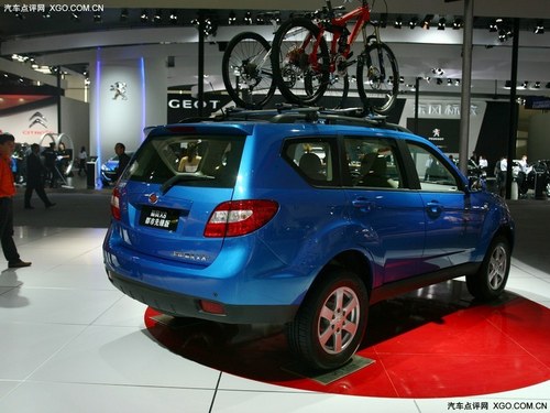 10.98-13.88萬 陸風X8 2.0T汽油版上市