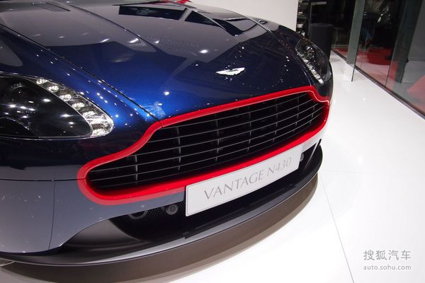 阿斯頓馬丁V8 Vantage N430日內瓦車展實拍