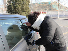 汽車安全手冊(cè)：關(guān)注女性駕車安全細(xì)節(jié)