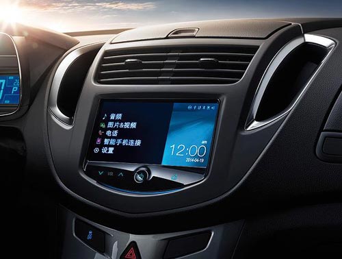 [國內車訊]雪佛蘭創酷TRAX內飾官圖發布