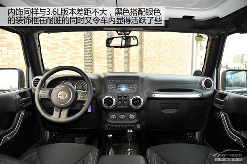 實拍牧馬人3.0L 四門版 Sahara 全新動力