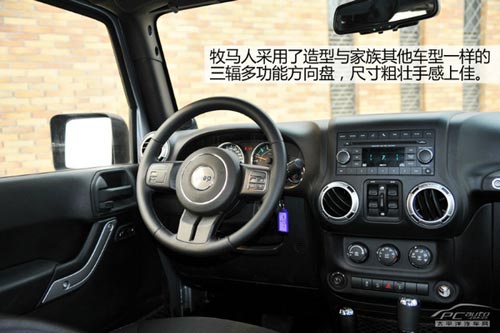 實拍牧馬人3.0L 四門版 Sahara 全新動力