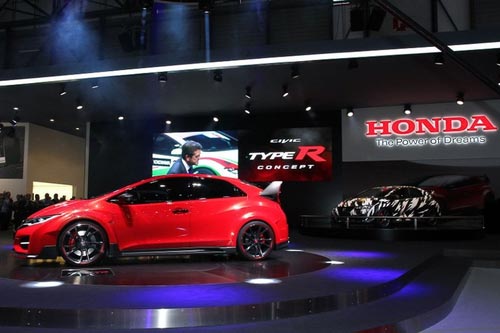 無奈之下的苦中作樂 日內瓦車展回望