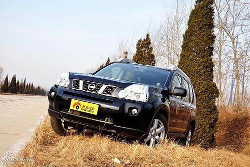 東風(fēng)日產(chǎn)奇駿實(shí)拍圖 東風(fēng)日產(chǎn)奇駿實(shí)拍圖