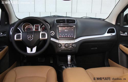 美式大塊頭 4款性能強勁肌肉SUV推薦 JEEP大切諾基，凱迪拉克SRX，道奇酷威，福特銳界