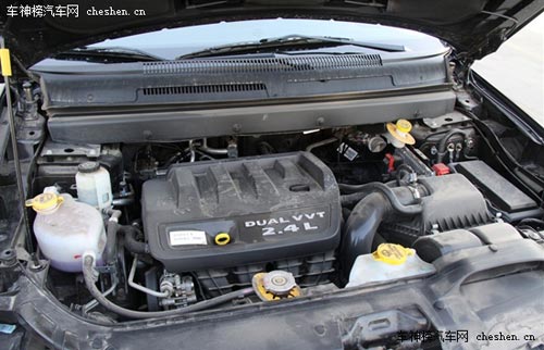 美式大塊頭 4款性能強勁肌肉SUV推薦 JEEP大切諾基，凱迪拉克SRX，道奇酷威，福特銳界