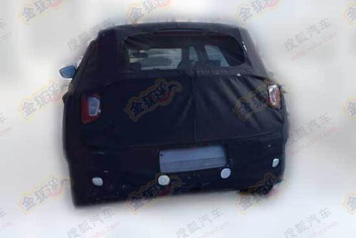 雙龍小型SUV內飾諜照曝光