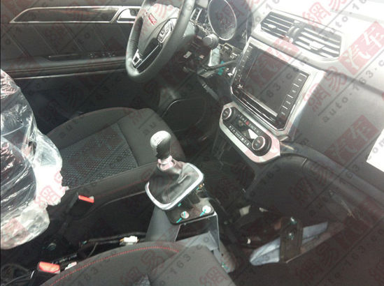 哈弗H5路試諜照曝光 有望年底上市銷售