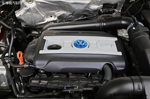 各種需求都滿足 四款運(yùn)動(dòng)型城市SUV車型推薦 福特,翼虎,豐田,RAV4,大眾,途觀,馬自達(dá),CX-5