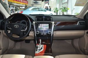 豐田 凱美瑞 實拍 內(nèi)飾 圖片