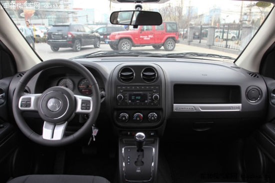 超值的選擇 23萬進口大空間省油城市SUV 23萬,進口,大空間,省油,城市SUV Jeep指南者 三菱歐藍德 斯巴魯森林人