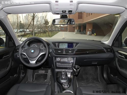 采光好又有面子 5款帶全景天窗熱門SUV推薦 全景天窗,SUV,日產(chǎn)奇駿,華晨寶馬X1,豐田RAV4,國產(chǎn)奧迪Q3,途觀