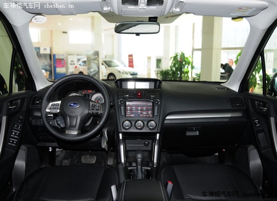 增添男性魅力 25萬元級男人心動的SUV導購 25萬買車,男人買車,帥氣SUV,Jeep,自由客,道奇,酷威,斯巴魯,森林人,日產,奇駿