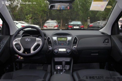 五月自駕首選 4款20萬元左右熱門SUV推薦 SUV,自駕,大眾途觀,本田CR-V,現(xiàn)代ix35,新奇駿,五一,自駕游,越野能力