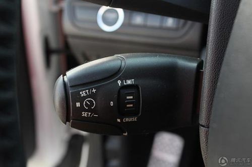 標(biāo)致2008對比福特翼搏 10萬元小型SUV大比拼