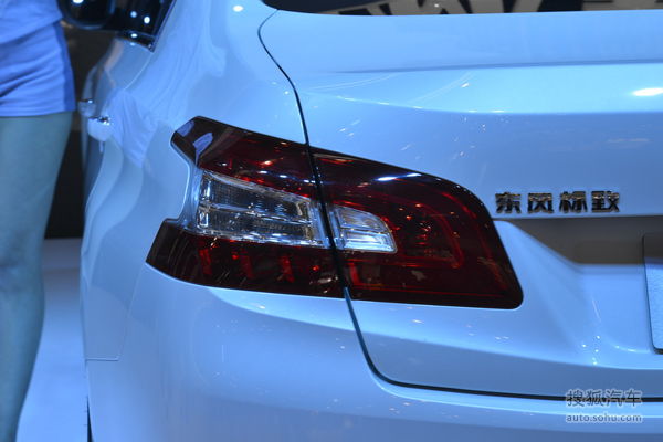 標致408北京車展實拍