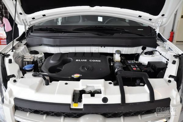 長安 CS35 實(shí)拍 底盤/動(dòng)力 圖片