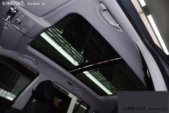 必須有全景天窗！22萬內配置豐富SUV推薦 全景天窗,22萬買車,全景天窗SUV,三菱勁炫,日產,新奇駿,二手大眾途觀,鈴木鋒馭,標致2008