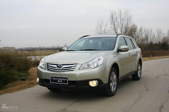 斯巴魯新傲虎試駕圖