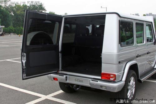 有血有肉有棱有角 適合純爺們的那些SUV盤點 純爺們,SUV,硬漢 奔馳G級 Jeep牧馬人 進口豐田FJ酷路澤 北汽BJ40