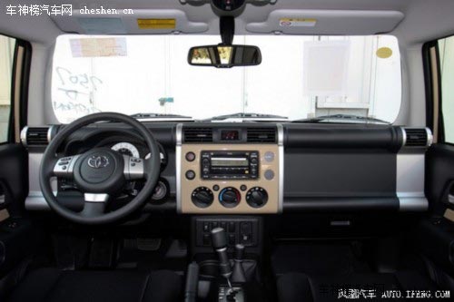 有血有肉有棱有角 適合純爺們的那些SUV盤點 純爺們,SUV,硬漢 奔馳G級 Jeep牧馬人 進口豐田FJ酷路澤 北汽BJ40