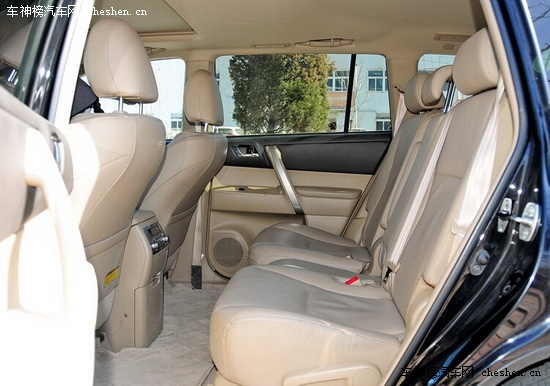 雨季安全出行 5款“好水性”SUV推薦 雨季安全出行,5款“好水性”SUV推薦,廣汽豐田,漢蘭達(dá),一汽豐田RAV4,上海大眾,途觀,東風(fēng)本田CR-V,東風(fēng)日產(chǎn),奇駿