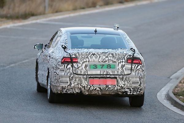 新款歐版帕薩特諜照 新款歐版帕薩特諜照