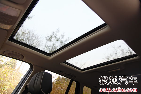 奔馳 GLK級 實(shí)拍 內(nèi)飾 圖片