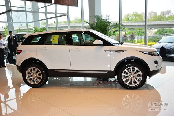 路虎 攬勝極光 實(shí)拍 外觀 圖片 路虎 攬勝極光 實(shí)拍 外觀 圖片