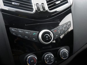 海馬汽車 海馬S5 2014款 1.6L 手動智炫型