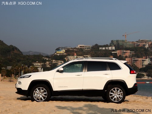 美/德系SUV對比 Jeep自由光對比奧迪Q5