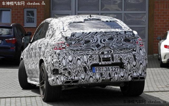 多款將上市高性能SUV前瞻 主打動力賣點 多款將上市高性能SUV前瞻,主打動力賣點 ML 63 AMG Coupe 奧迪全新S Q7 寶馬新一代X5M/X6M 特斯拉Model X 瑪莎拉蒂Levante SUV 路虎攬勝運動SVR 