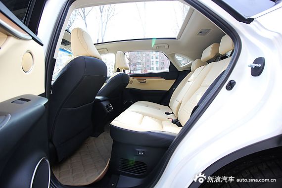 2015款雷克薩斯NX300h 全驅鋒芒版